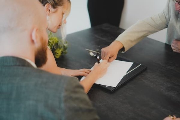 Les tendances et les enjeux des ressources humaines en 2023 : Ce que vous devez savoir